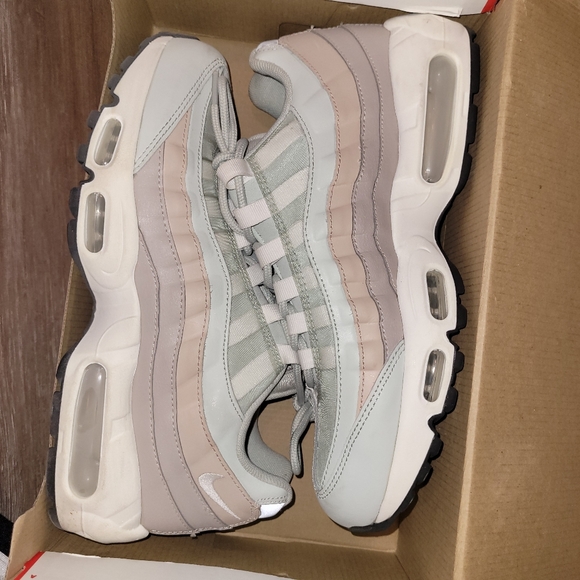 Women nike air max 95 - Picture 6 of 6